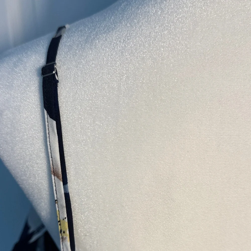 SHEIN Dark Blue Floral Ruffle Top - Picture 7 of 7